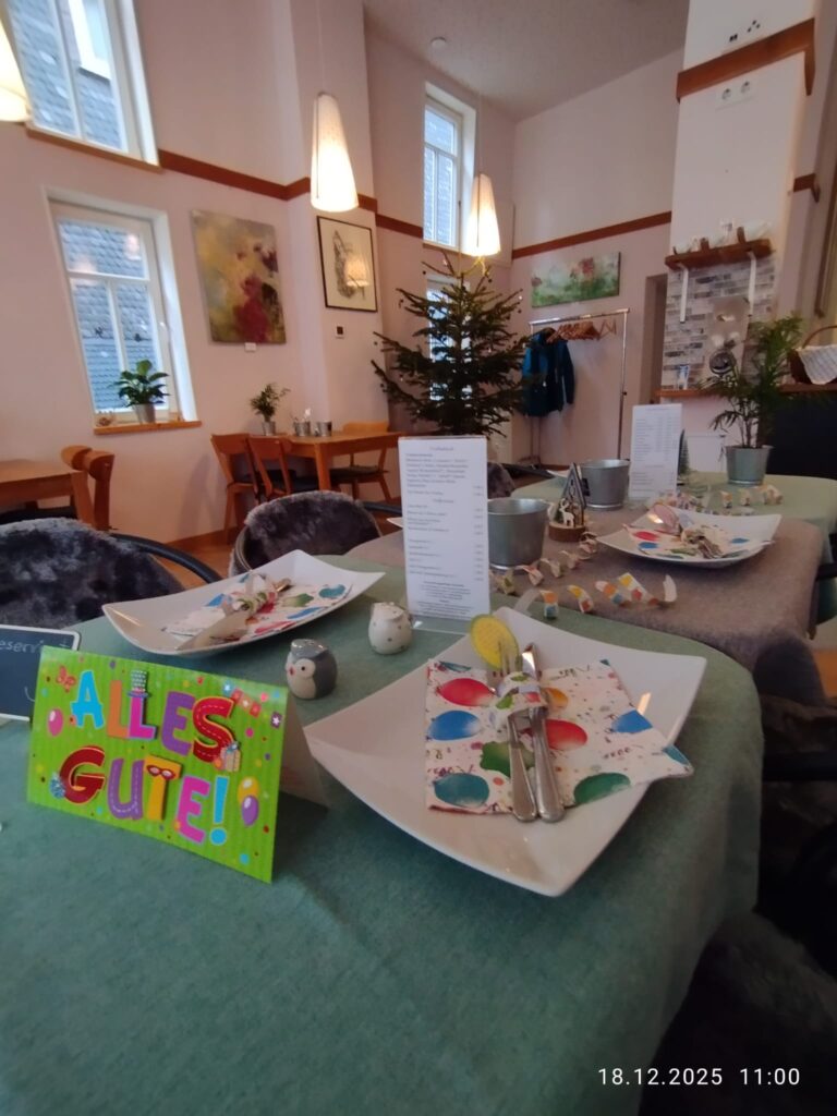 Geburtstage in gemütlicher Atmosphäre feiern Cafe Bistrinna